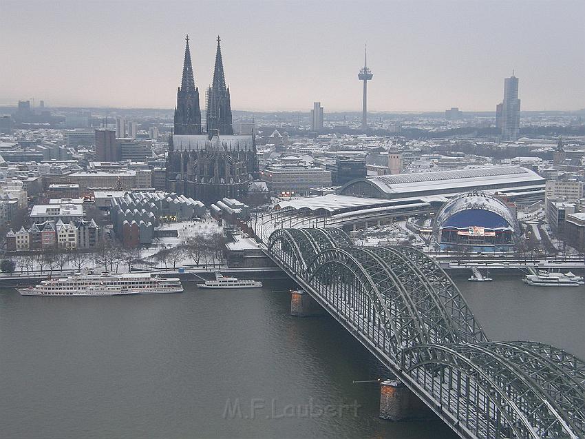 Koeln bei Schnee P294.JPG